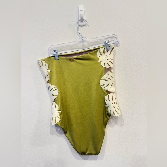 NWOT Bahia Maria Green Strapless Swimsuit with White Accents - Picture 4 of 8